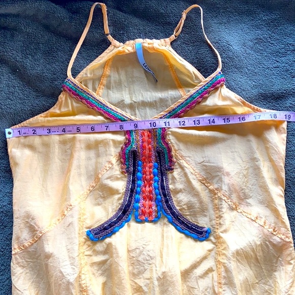 LeShop Butter Yellow Silk Blend Racer Back Cami Tank Top Boho Embroidered Size L - Picture 7 of 12